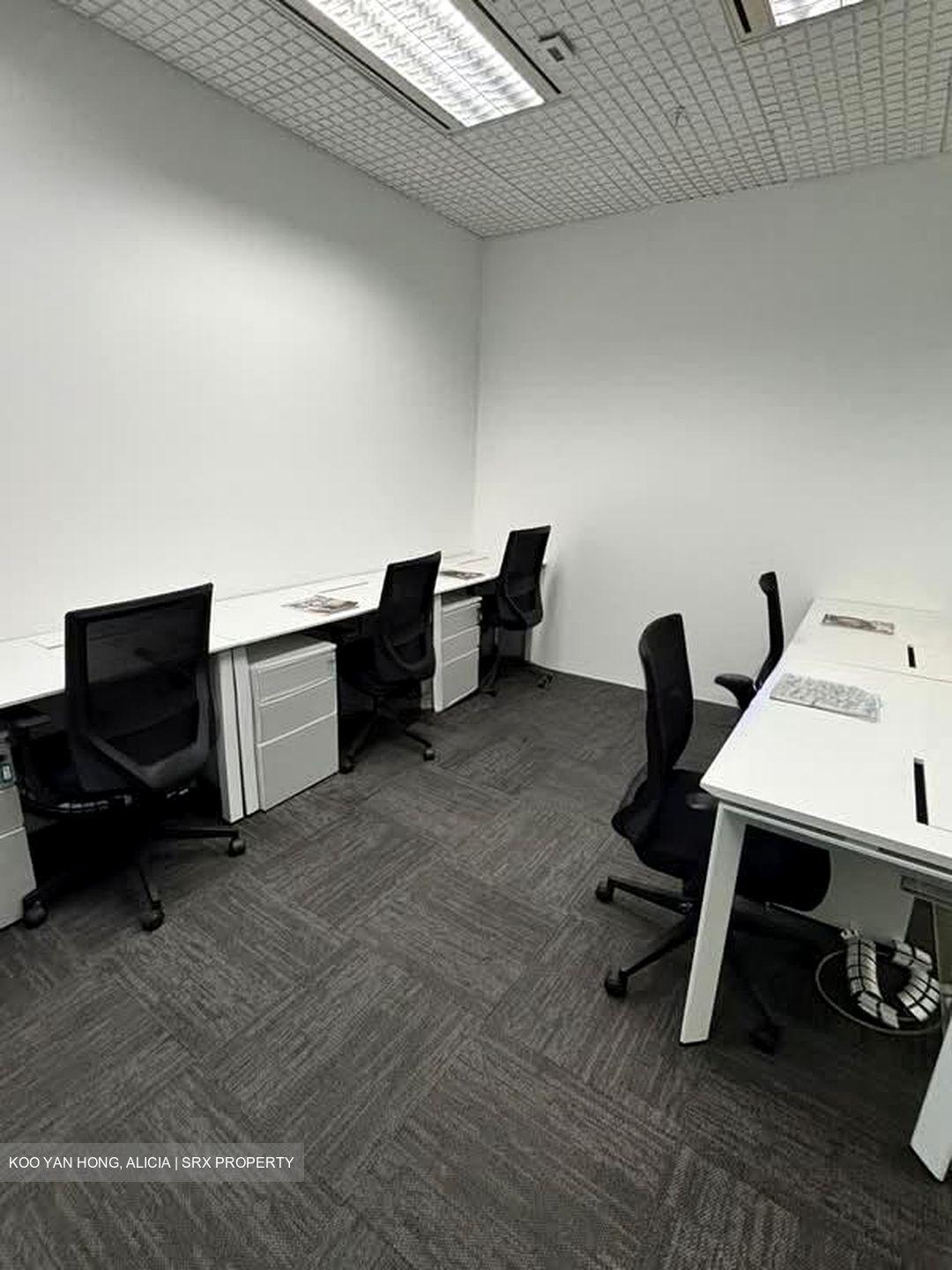 The Octagon (D1), Office #555454631
